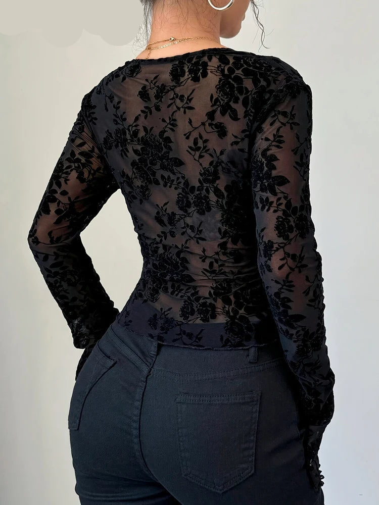 Blusa Feminina Tule com Renda e Decote V