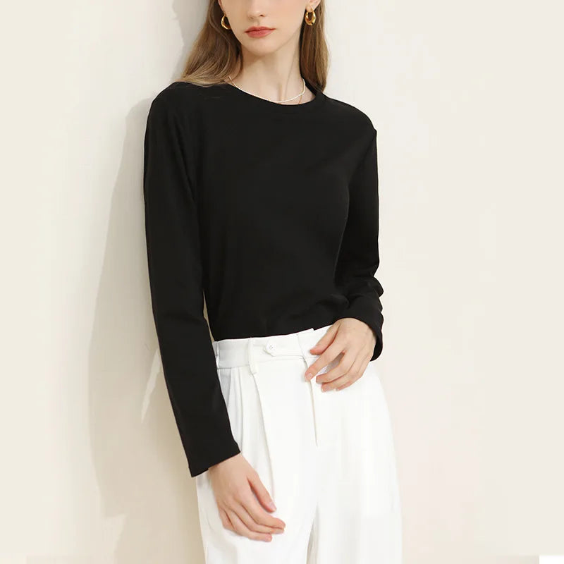 Blusa Manga Longa com Gola Redonda Preta