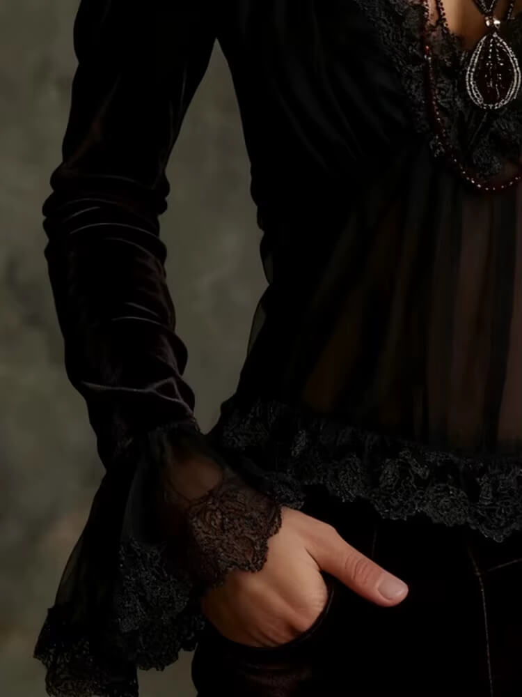 Blusa Preta Tule com Renda e Manga Larga