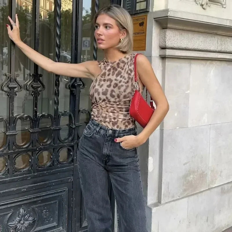 Bodysuit Assimétrico Leopardo em Tule