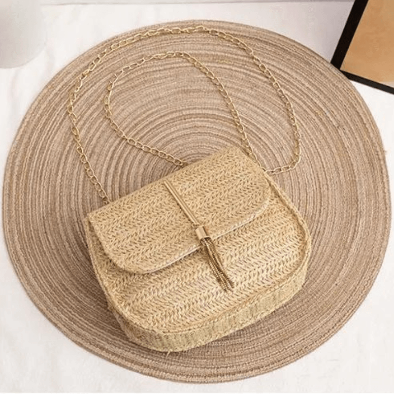 Bolsa de palha Natural com Corrente Dourada e Tassel