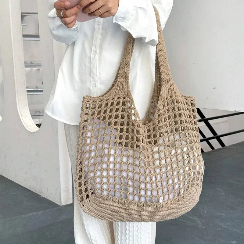 Bolsa de Praia Boho em Palha Detalhes Vazado