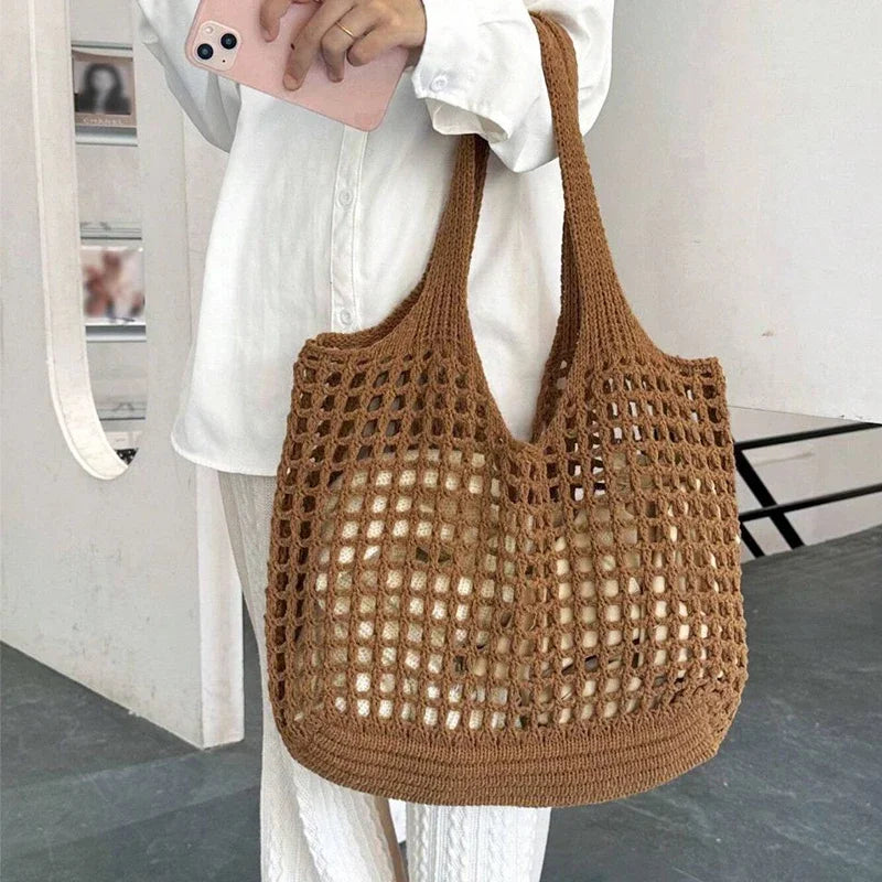 Bolsa de Praia Boho em Palha Detalhes Vazado