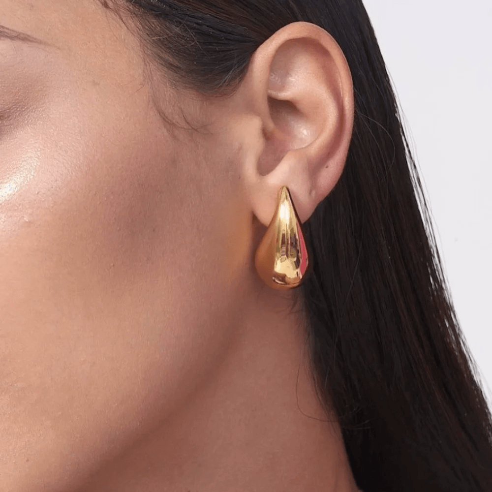 Brinco Gota Dourado Folheado a Ouro 18k 1