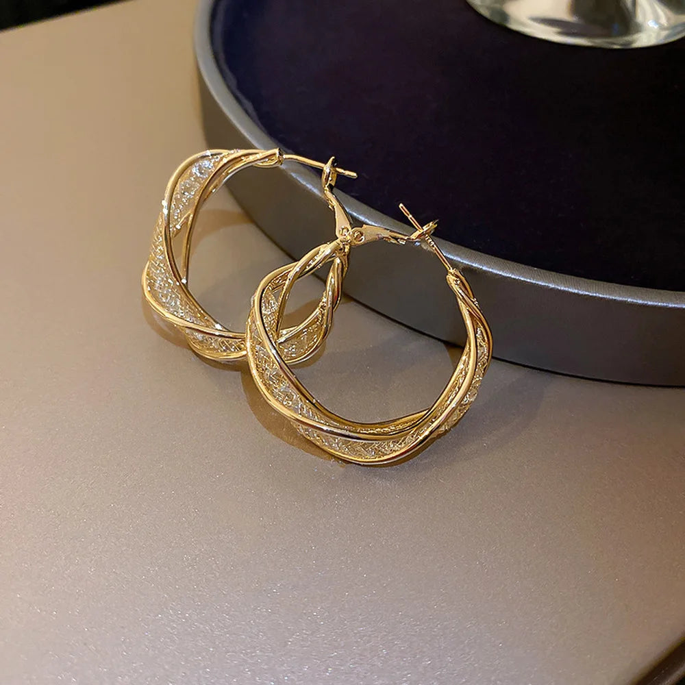 Brinco de Argola com Malha de Zircônia Dourado 2