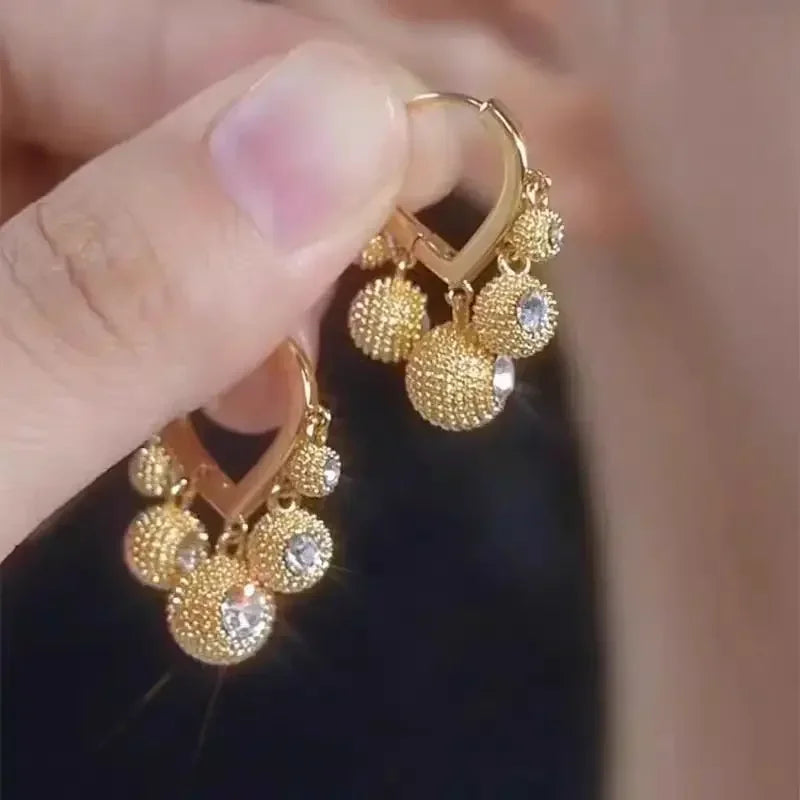 Brincos Dourados Argola com Zircão