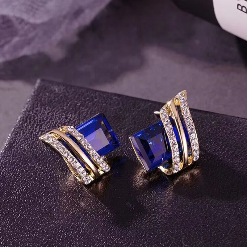 Brincos Elegantes de Zircônia Geométrica