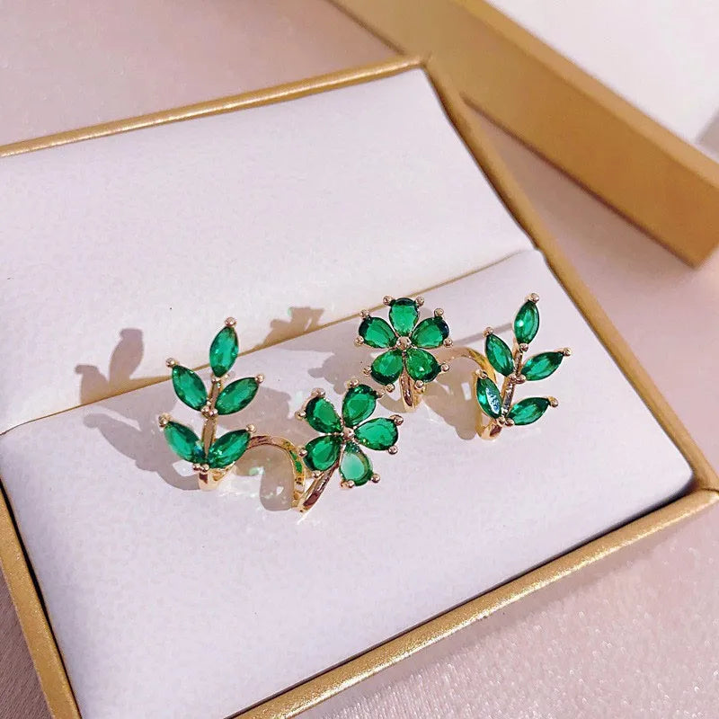 Brincos Flor Verde com Zircônia e Prata 925