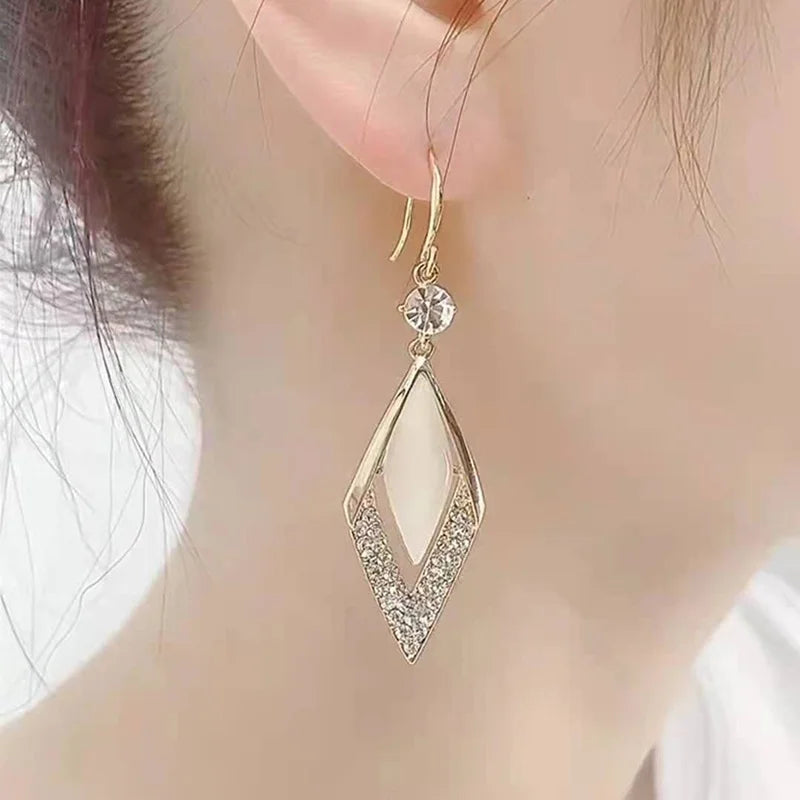 Brincos Longos de Luxo com Cristal Zircônia