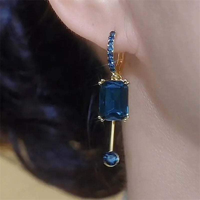 Brincos Luxuosos com Cristal Azul Quadrado