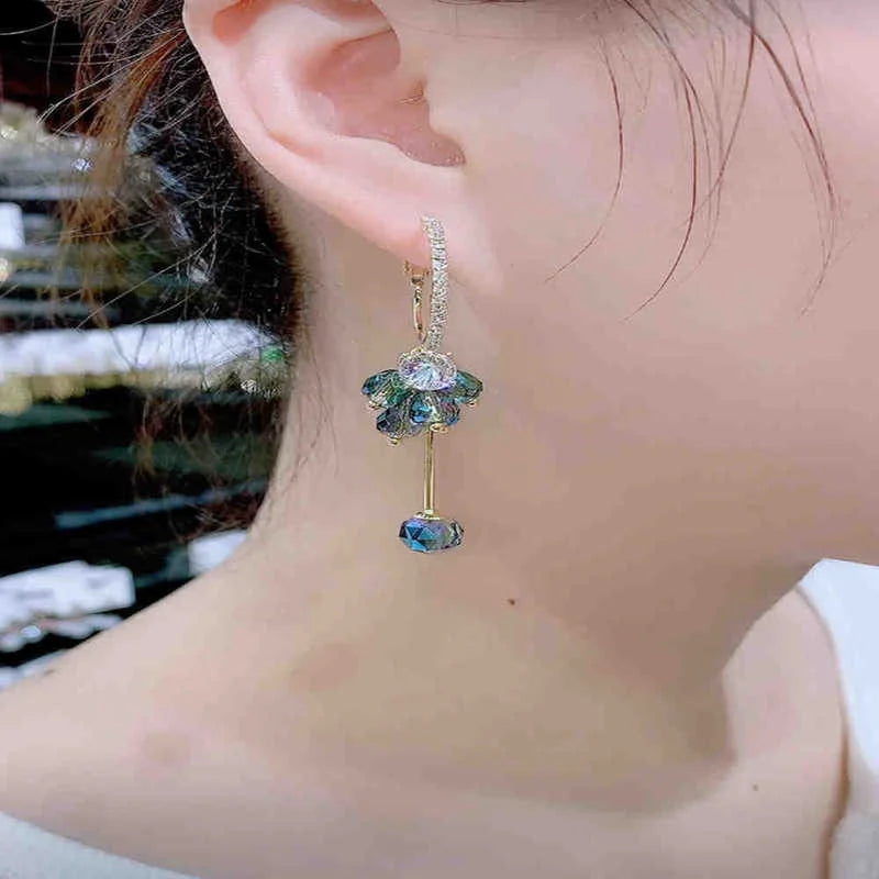 Brincos de Cristal Azul com Flor e Zircônia
