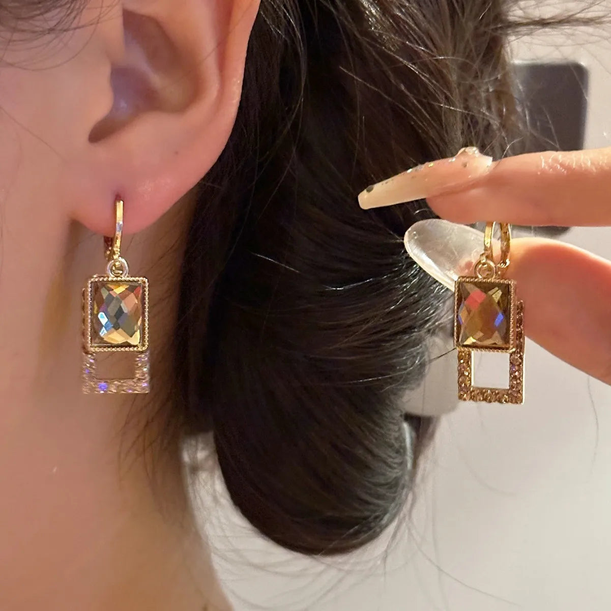 Brincos de Festa Zircão Quadrado Dourado