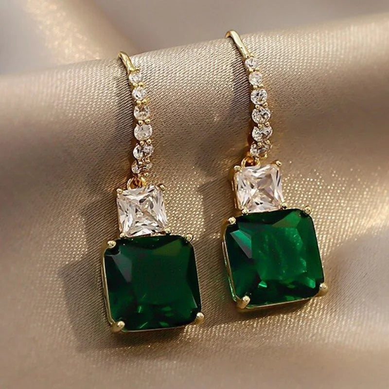 Brincos de Luxo com Zircão Verde