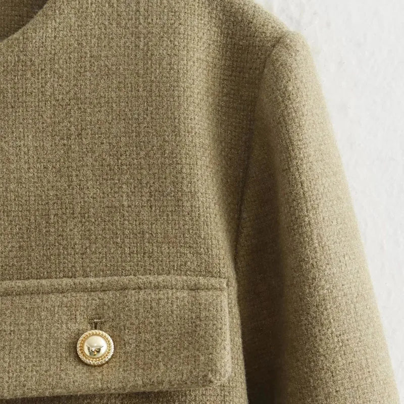 Casaco com Bolso e Botões