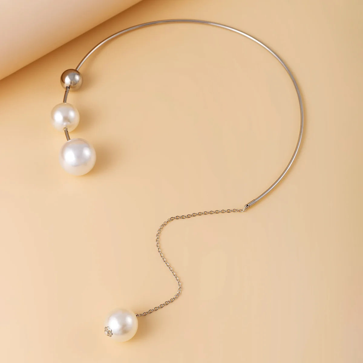 Colar Dourado 3 Pérolas com Pingente 3