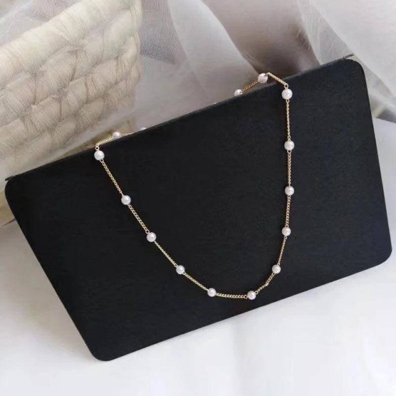Colar Elegante Corrente com Pérolas