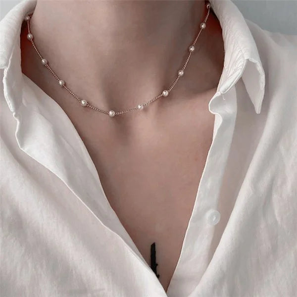 Colar Elegante Corrente com Pérolas