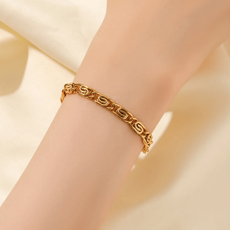 Colar e Pulseira em Corrente Dourado 2