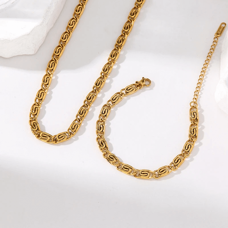 Colar e Pulseira em Corrente Dourado 3