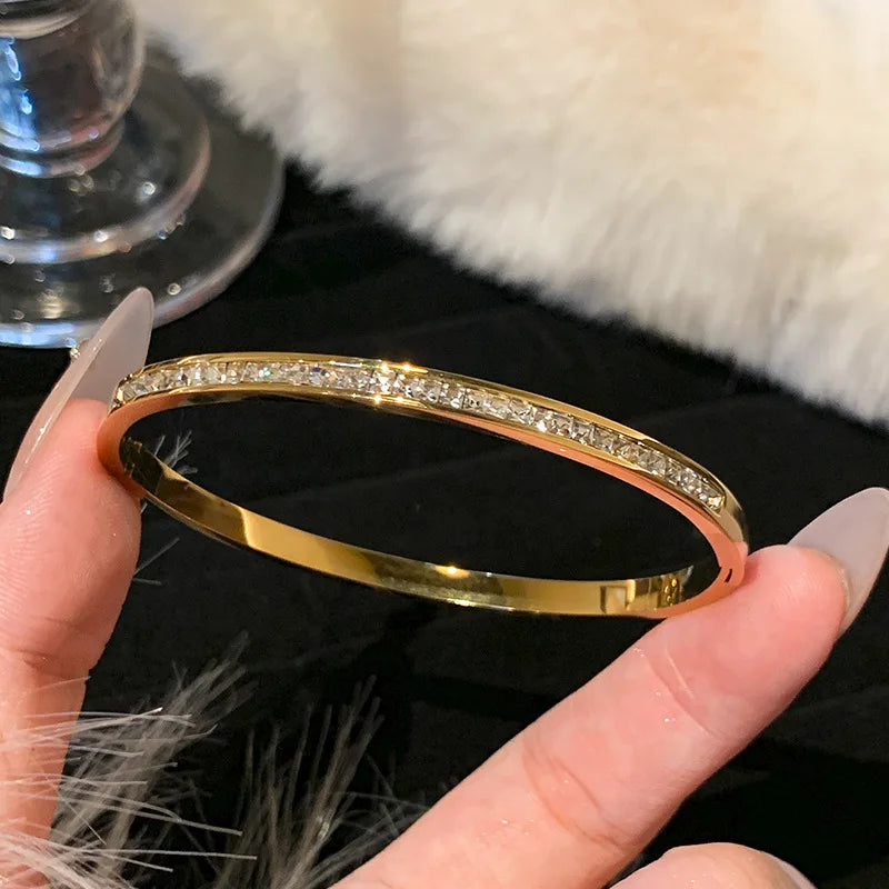 Conjunto 3 Braceletes Banhados a Ouro com Zircônia