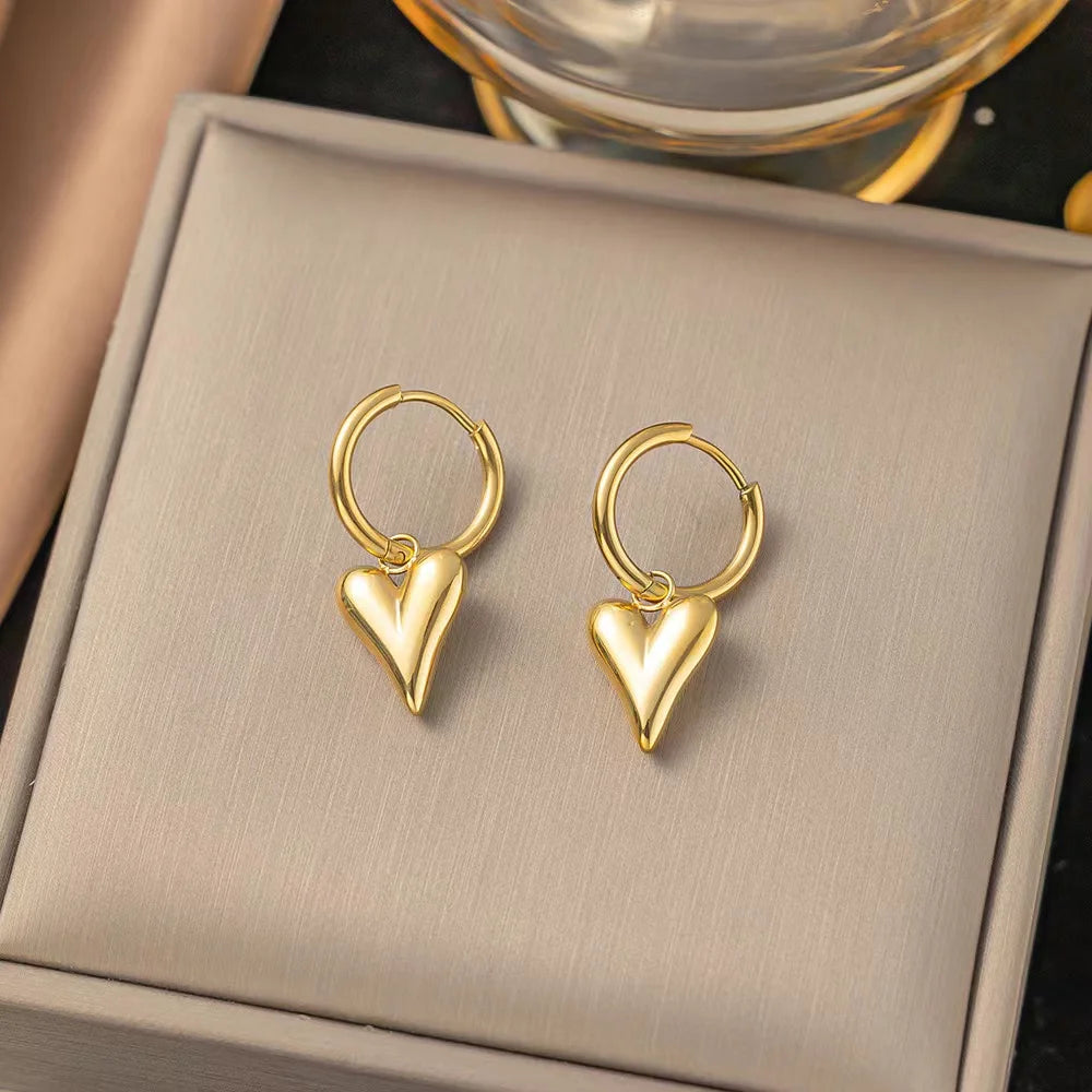 Conjunto Colar e Brincos Coração Dourado
