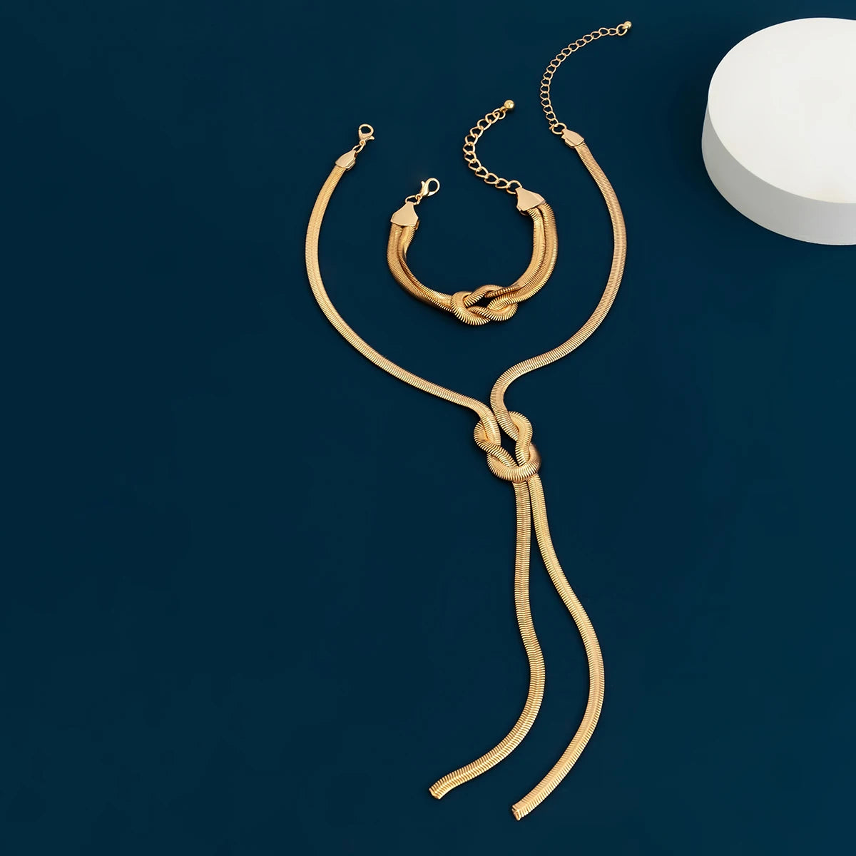 Conjunto Colar e Pulseira Nó Feminina