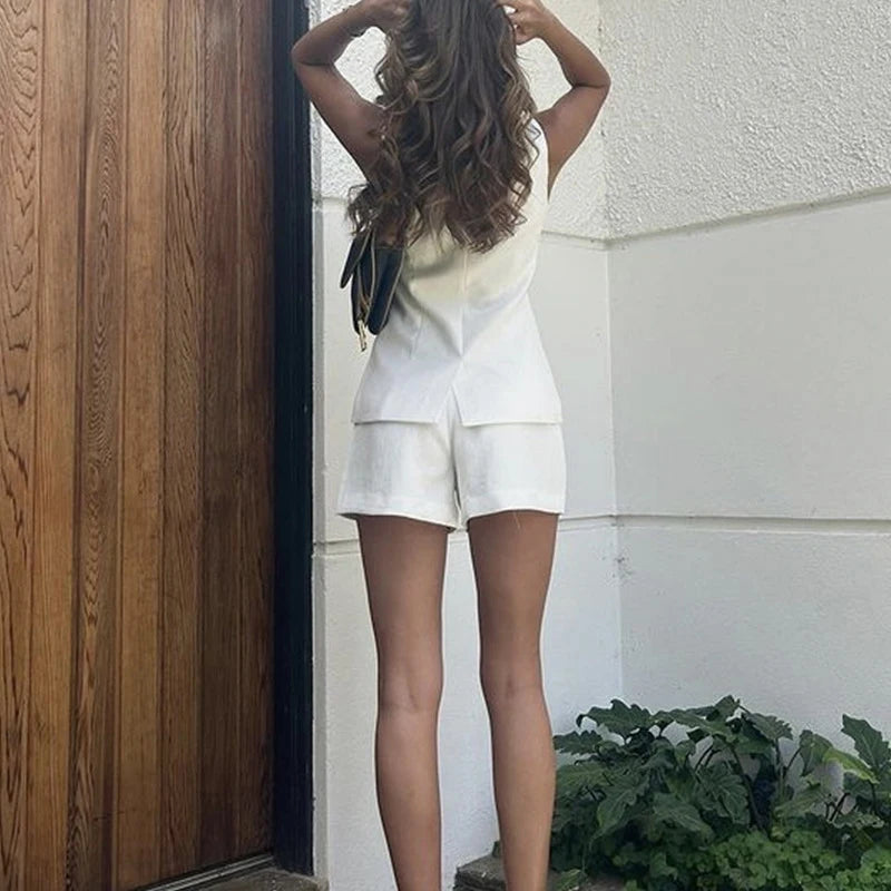 Conjunto Elegante de Colete e Shorts Sem Mangas