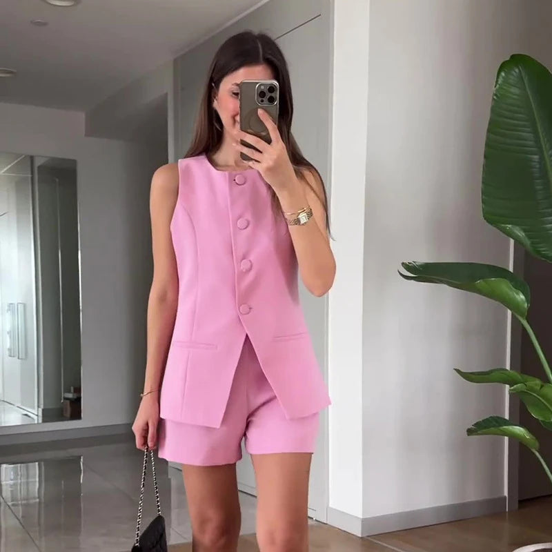 Conjunto Elegante de Colete e Shorts Sem Mangas