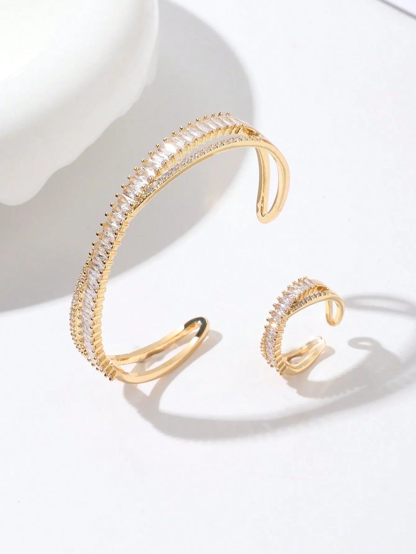 Conjunto Luxo de Anel e Pulseira de Zircônio