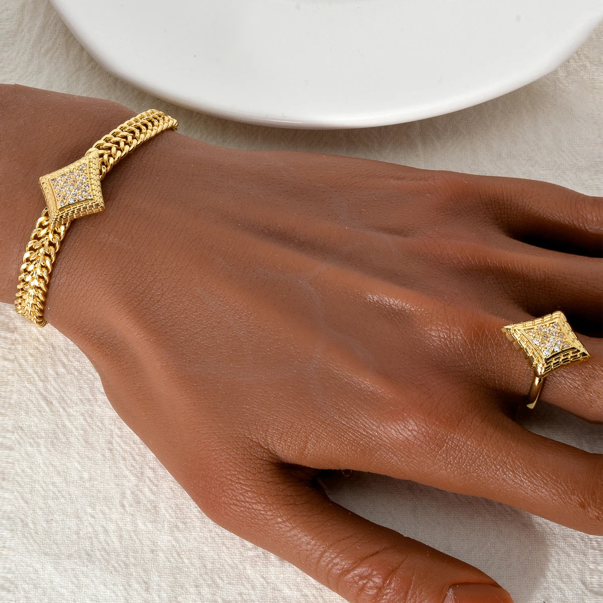 Conjunto de Joias Dourado com 4 Peças Folheado a Ouro 18k 5