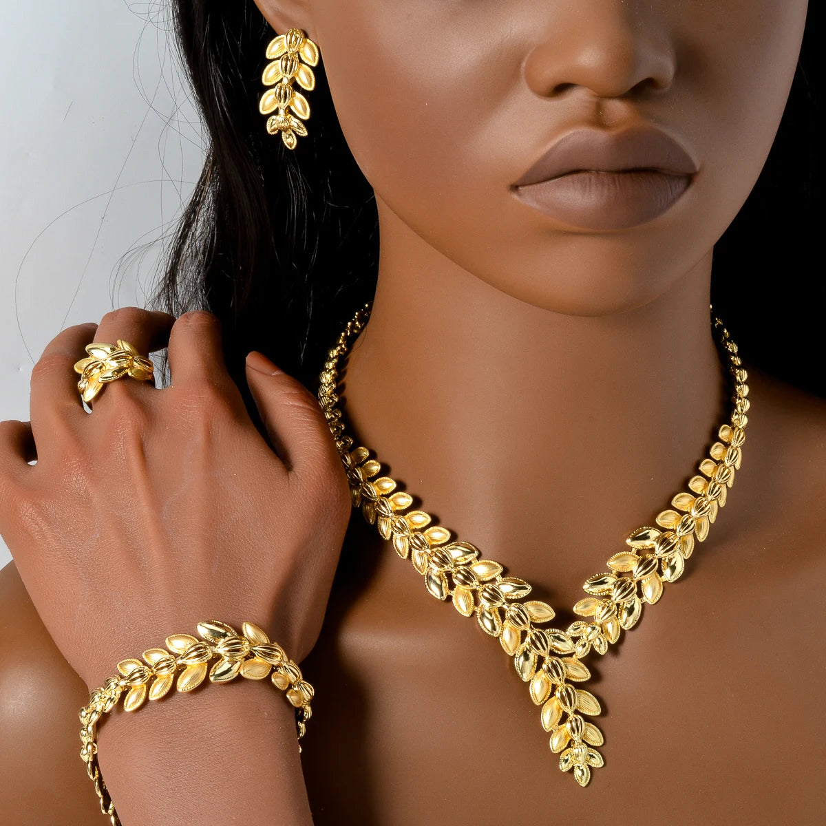 Conjunto de Joias Folha Banhado a Ouro 18K