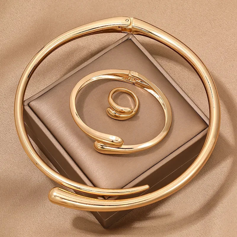 Conjunto de Joias Geométricas Elegantes
