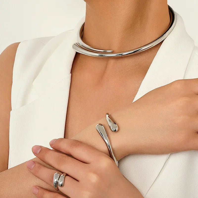 Conjunto de Joias Geométricas Elegantes