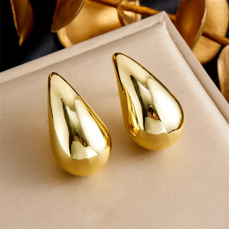 Conjunto de Joias em Gotas Douradas