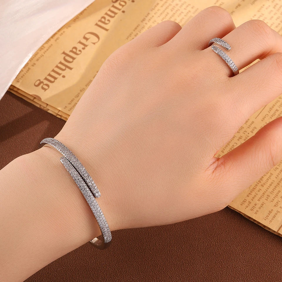 Conjunto de Pulseira e Anel de Zircônia