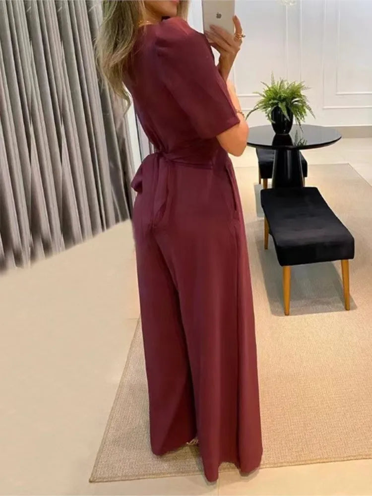 Macacão Livia Cintura Alta com Bolsos e Zíper