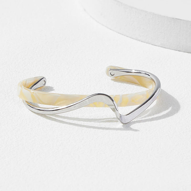Pulseira Geométrica Elegante com Acrilico
