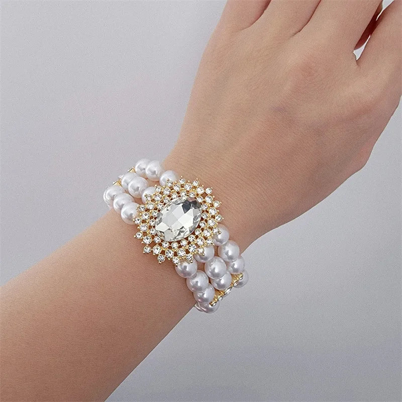 Pulseira de Pérolas e Cristais Multi Camadas