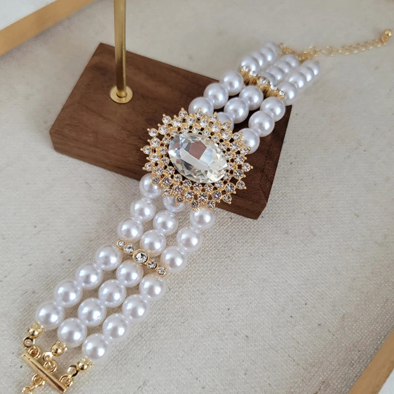 Pulseira de Pérolas e Cristais Multi Camadas