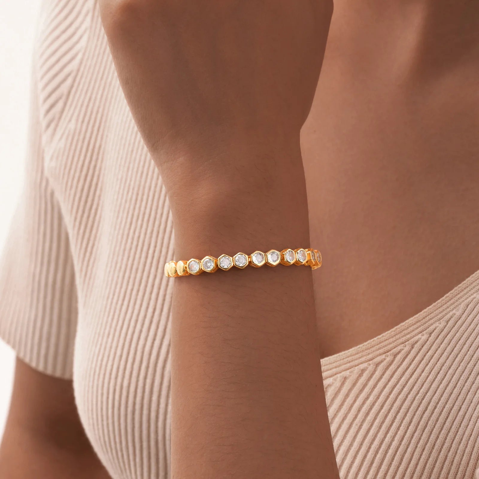 Pulseira de Zircônia Cúbica Banhada a Ouro 18K