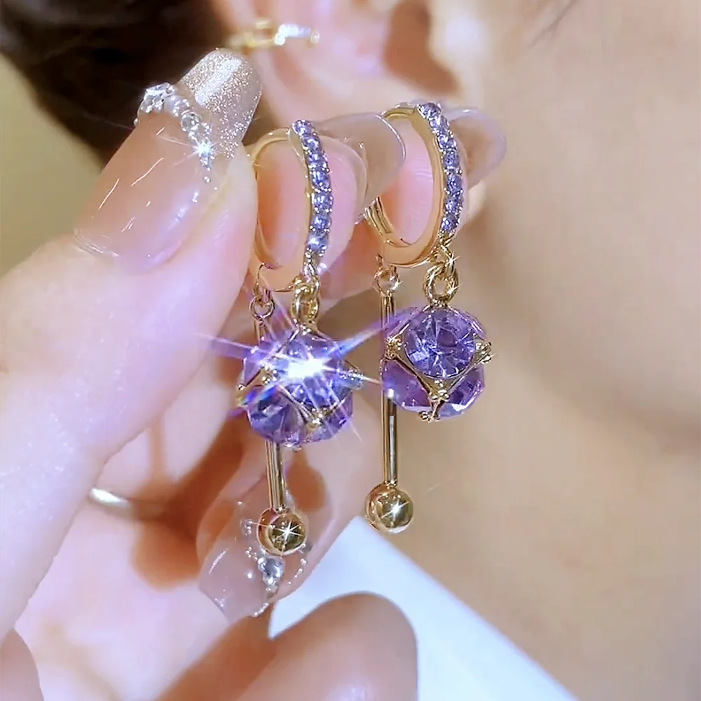 Brincos Elegantes com Strass Roxo