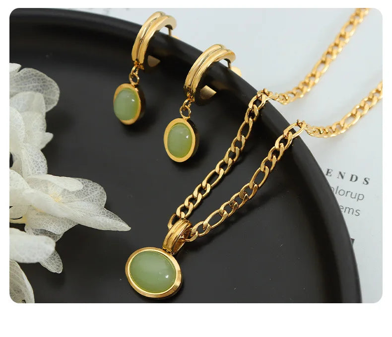 Conjunto Colar e Brincos com Pedra Verde