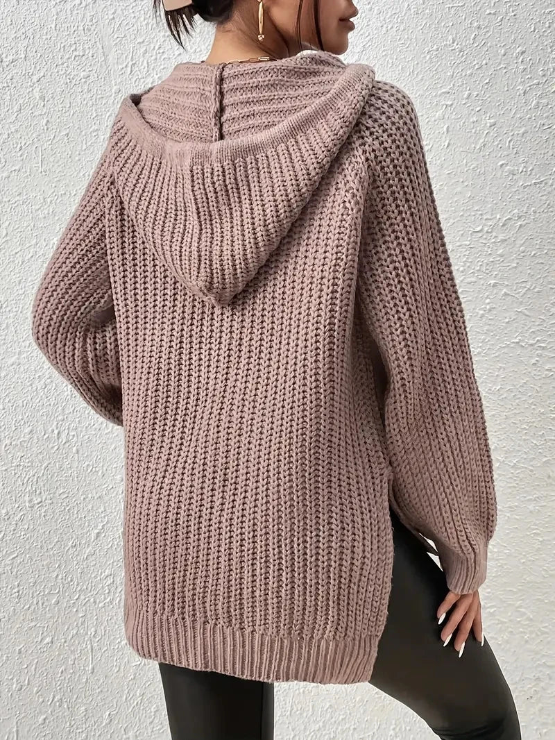 Suéter Feminino Tricô com Capuz e Manga Raglan