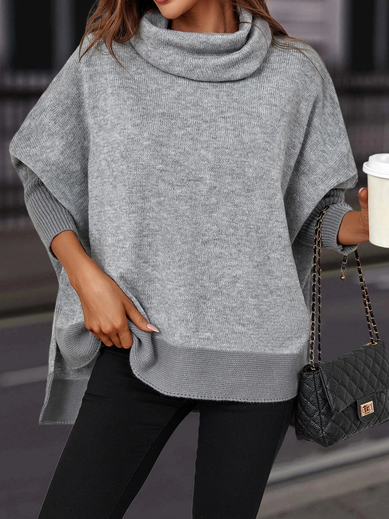 Suéter Feminino de Gola Alta Cinza