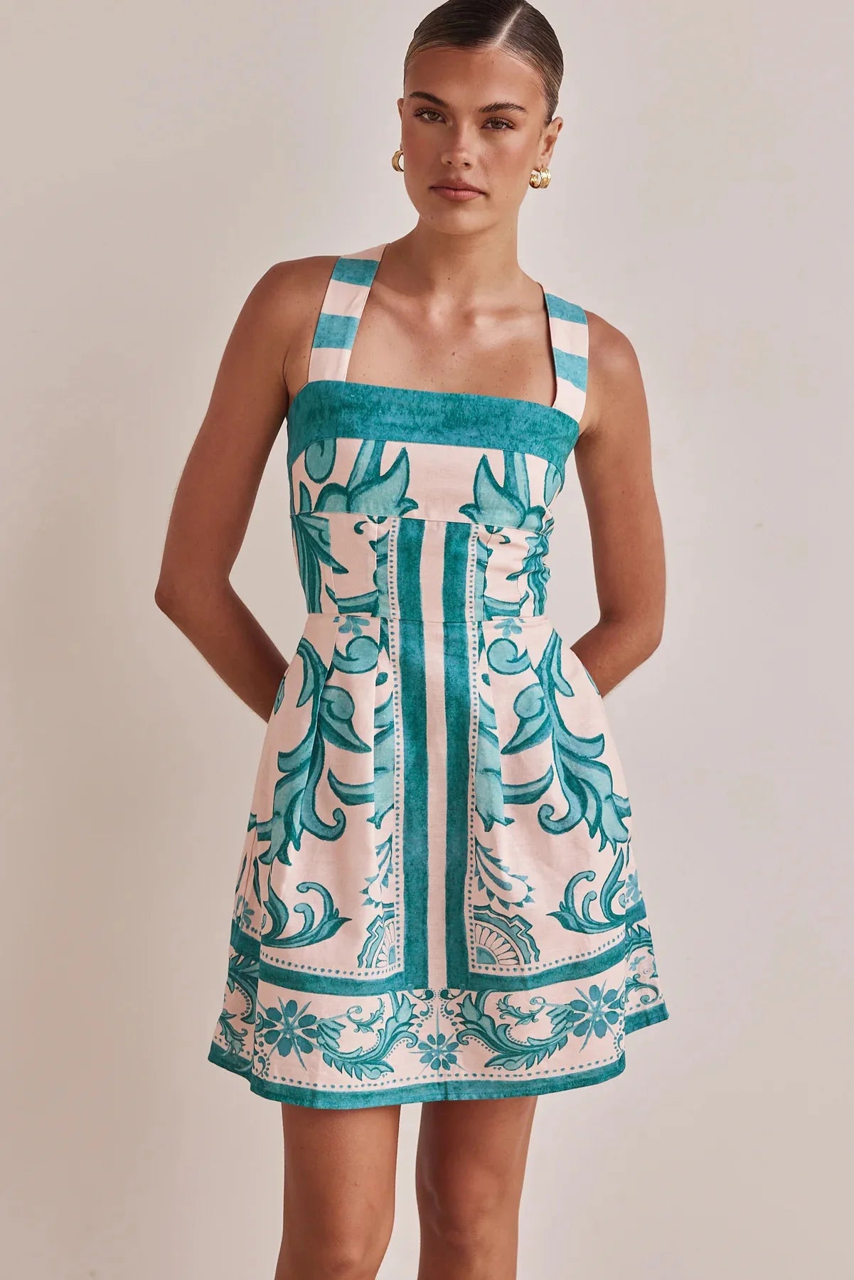 Vestido Boêmio Curto Estampado