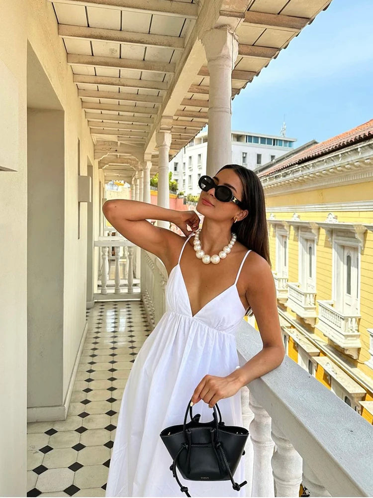 Vestido Branco Decote V Longuete