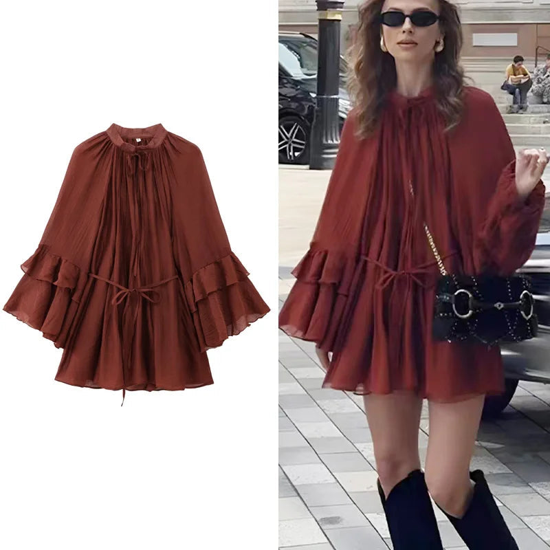 Vestido Feminino Mini Marrom com Babados e Rendas