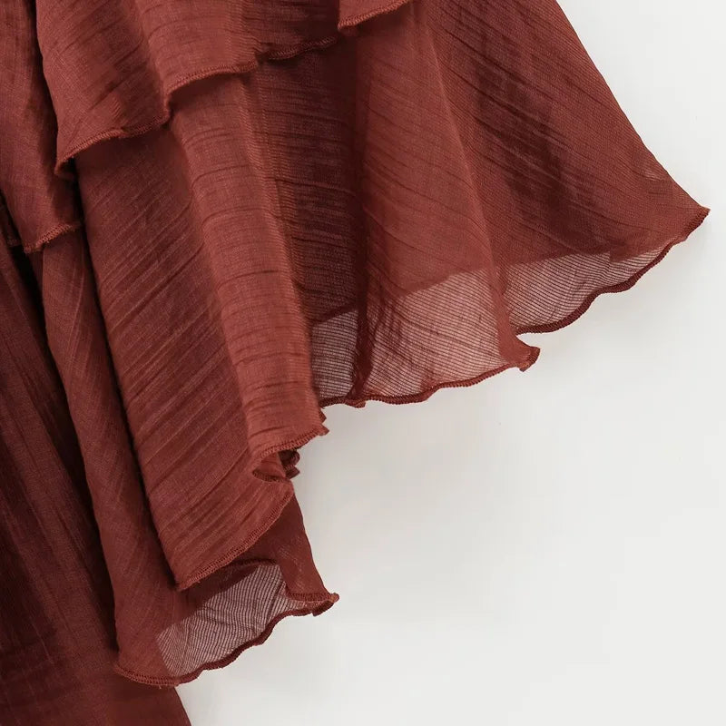 Vestido Feminino Mini Marrom com Babados e Rendas