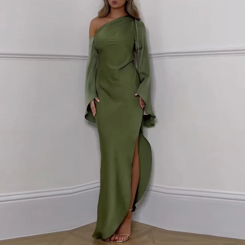 Vestido Flavia Longo com Fenda e Gola Assimétrica