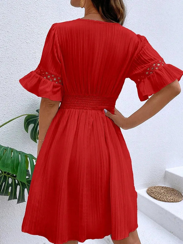 Vestido Gabi Midi com Renda e Manga Curta